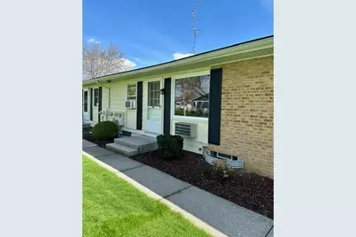 649 Blue Ash Drive SE #117, Grand Rapids, MI 49548 - Photo 2