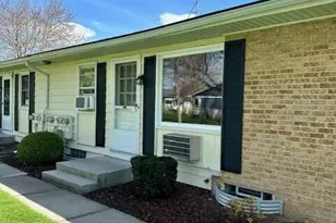 649 Blue Ash Dr SE, Grand Rapids, MI 49548 - Photo 2