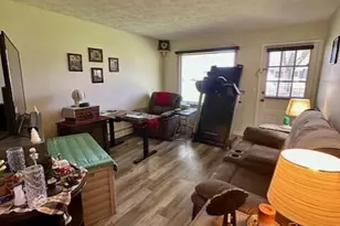 649 Blue Ash Dr SE, Grand Rapids, MI 49548 - Photo 8