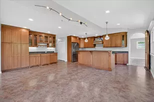6876 Nollar Rd, Whitmore Lake, MI 48189 - Photo 18
