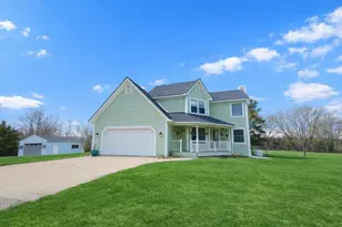 6876 Nollar Rd, Whitmore Lake, MI 48189 - Photo 4