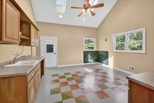 6876 Nollar Rd, Whitmore Lake, MI 48189 - Photo 26