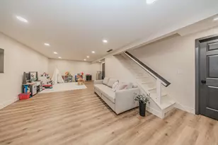 2204 Applewood Ct, Ann Arbor, MI 48103 - Photo 44
