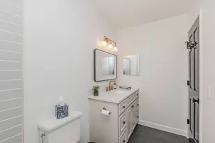 2204 Applewood Ct, Ann Arbor, MI 48103 - Photo 28