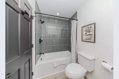 2204 Applewood Court, Ann Arbor, MI 48103 - Photo 10