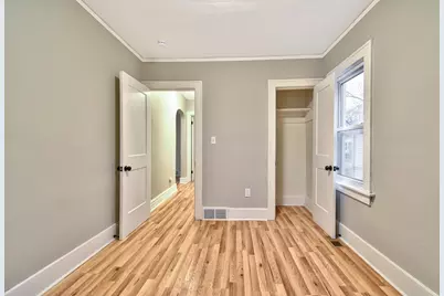 345 E Goulson Avenue, Hazel Park, MI 48030 - Photo 6