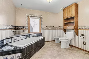 824 Forest Dr, Portage, MI 49002 - Photo 8
