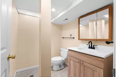 5327 Fairway Court, West Bloomfield, MI 48323 - Photo 18