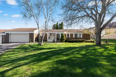 5327 Fairway Court, West Bloomfield, MI 48323 - Photo 1