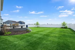 6106 Longhorn Trail, Stevensville, MI 49127 - Photo 28