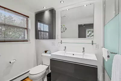 2028 E Hammond Lake Drive, Bloomfield Hills, MI 48302 - Photo 22