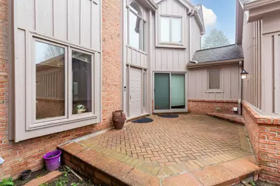 37834 Siena Drive, Farmington, MI 48331 - Photo 6
