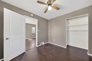 22439 Curie Ave, Warren, MI 48091 - Photo 8