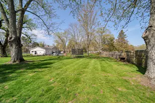 174 Long Ave, Michigan Center, MI 49254 - Photo 30