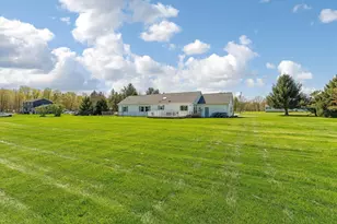 70915 Sterling Dr, Edwardsburg, MI 49112 - Photo 34