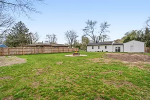 7641 Lake Wood Dr, Portage, MI 49002 - Photo 30