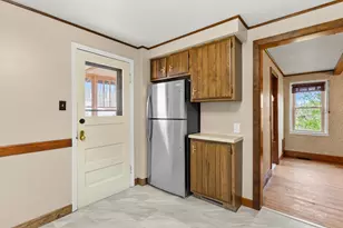10518 Stadium Dr, Kalamazoo, MI 49009 - Photo 20
