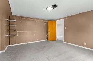 10518 Stadium Dr, Kalamazoo, MI 49009 - Photo 26