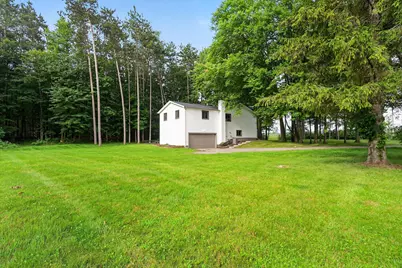 4042 Burns Road, Howell, MI 48855 - Photo 20
