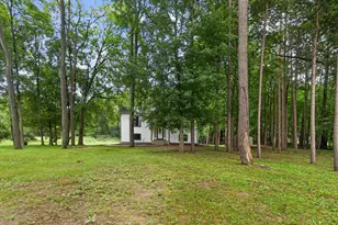 4042 Burns Rd, Howell, MI 48855 - Photo 14