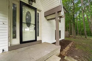 4042 Burns Rd, Howell, MI 48855 - Photo 6