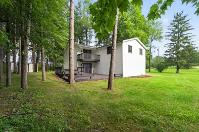 4042 Burns Road, Howell, MI 48855 - Photo 6
