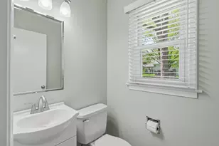 721 Piccadilly Rd, Kalamazoo, MI 49006 - Photo 16