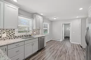 721 Piccadilly Rd, Kalamazoo, MI 49006 - Photo 14