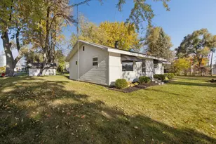 332 Mill St, Trufant, MI 49347 - Photo 10
