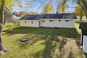 332 Mill St, Trufant, MI 49347 - Photo 6