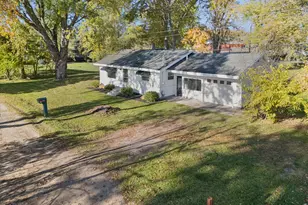 332 Mill St, Trufant, MI 49347 - Photo 4