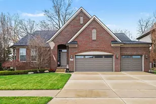 21799 Christenbury Creek Blvd, Macomb, MI 48044 - Photo 2