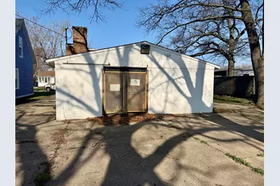 2712 Seventh Street, Muskegon, MI 49444 - Photo 2