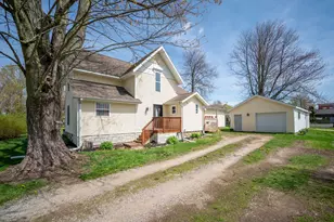 107 N Union St, Reading, MI 49274 - Photo 2