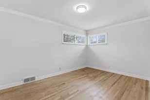 9160 Kinloch St, Bedford, MI 48239 - Photo 14