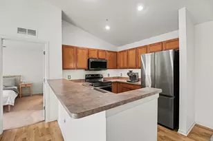 242 N Wixom Rd, Wixom, MI 48393 - Photo 12