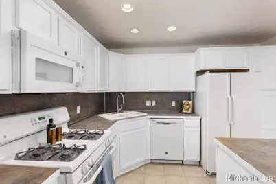 12265 S Crystal Waters Drive #5, Holland, MI 49424 - Photo 6