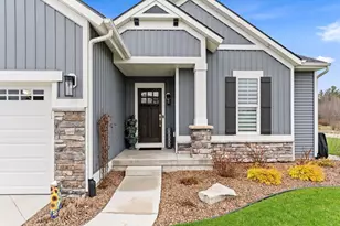 13697 Harrington Lndg, Holland, MI 49424 - Photo 4