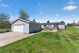 10981 Wamplers Lake Rd, Brooklyn, MI 49230 - Photo 4