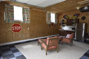 2690 Ovid St, Crystal, MI 48818 - Photo 4