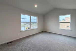 1246 Plum Grove Dr, Monroe, MI 48161 - Photo 8