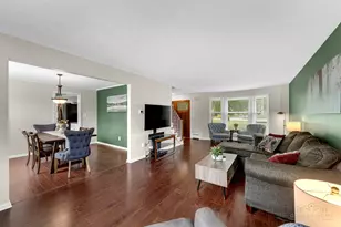 319 Greenridge Dr NW, Grand Rapids, MI 49544 - Photo 14
