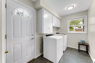 319 Greenridge Dr NW, Grand Rapids, MI 49544 - Photo 26