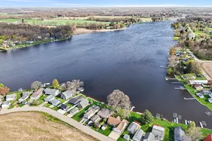 60654 Shoreline Dr, Burr Oak, MI 49030 - Photo 20