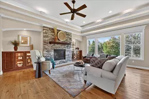 3790 Timber Green Ct, Howell, MI 48843 - Photo 12