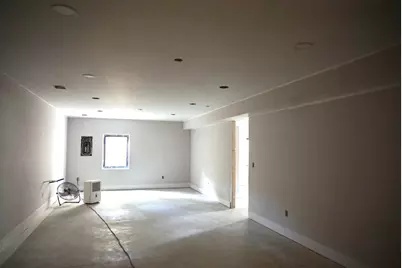 2336 Macarthur Road, Muskegon, MI 49442 - Photo 12