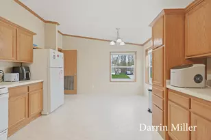 4460 Oakland Dr, Allendale, MI 49401 - Photo 6