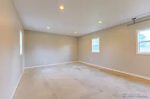 554 Kenowa Ave SW, Grand Rapids, MI 49534 - Photo 20