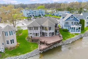 2349 Riverside Pointe Dr, Saint Joseph, MI 49085 - Photo 4