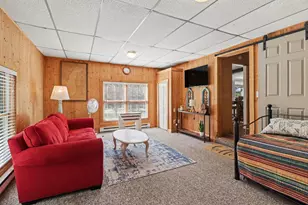 90 S Clymer St, Pentwater, MI 49449 - Photo 4